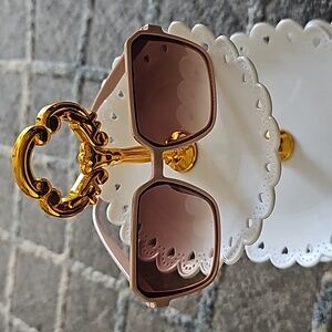 Fashion Chic Square Oversized Sunglasses Retro Style for Women